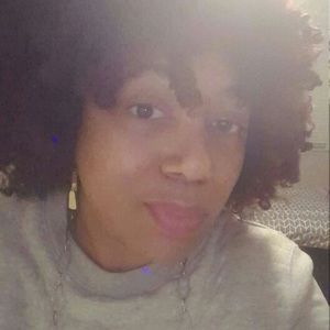 Meet your Posher, Aisha